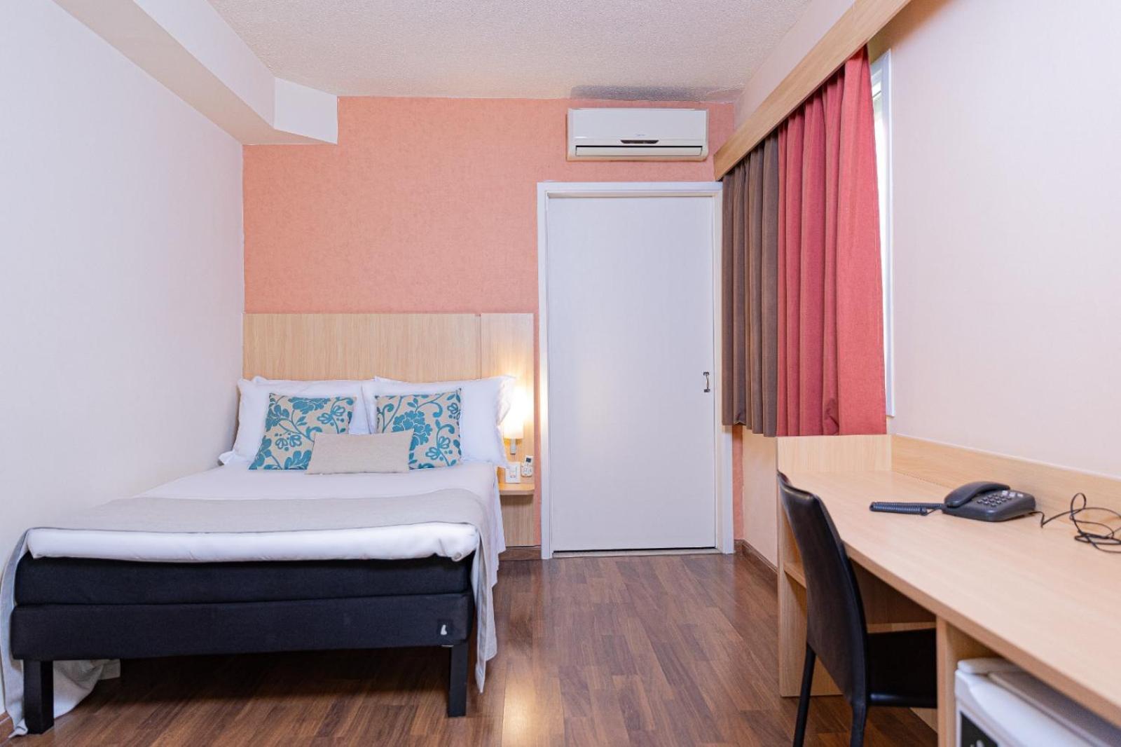 Hotel Lieto Посус-ді-Калдас Екстер'єр фото